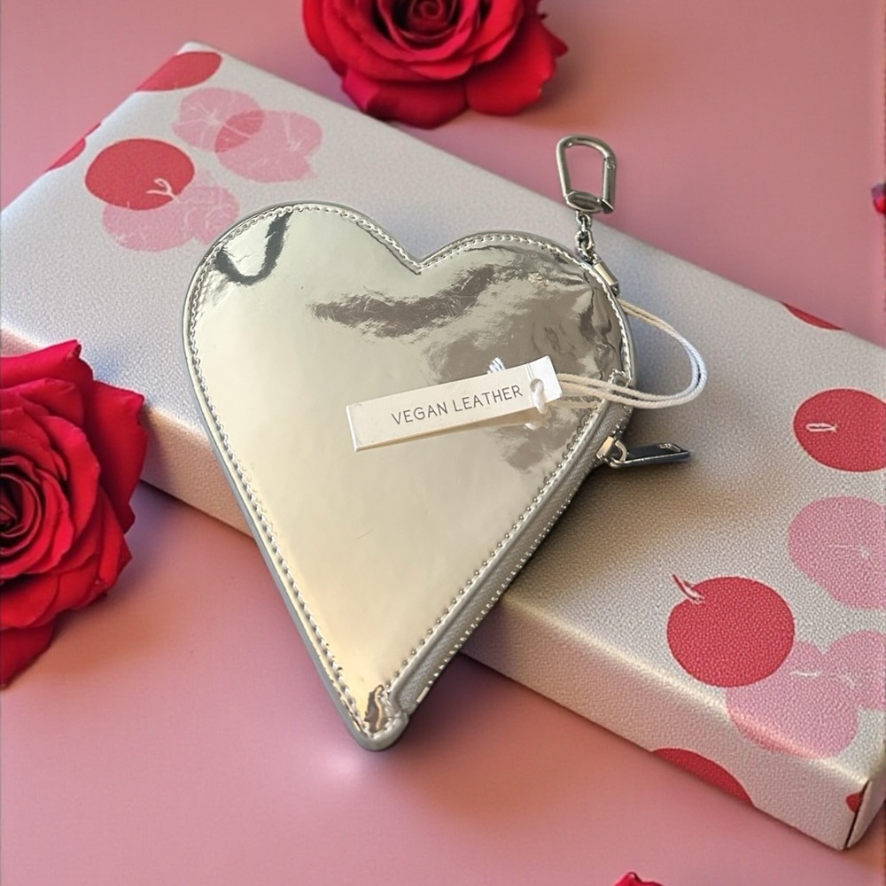 Cuir Vegan Silver Heart Vegan Leather‎ Keychain & Bag Charm New With Tags